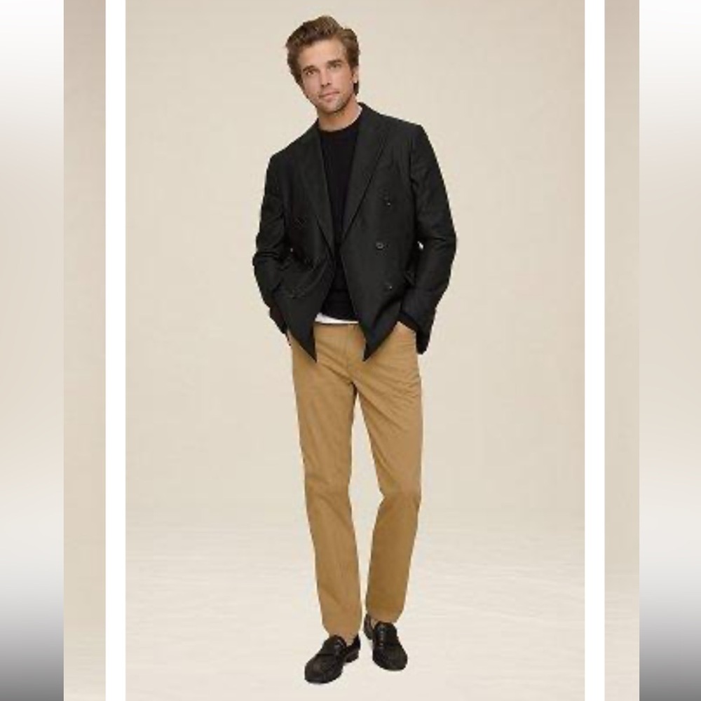 🕶️BANANA REPUBLIC🕶️NWT! 40X30 CLASSIC KHAKI CHINOS🕶️